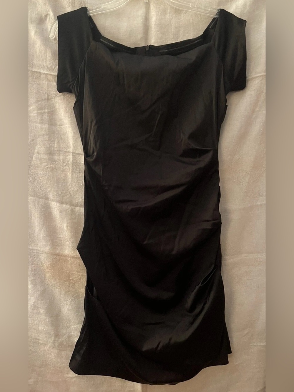 Nwot Sexy short black dress with ruffles. Size M.